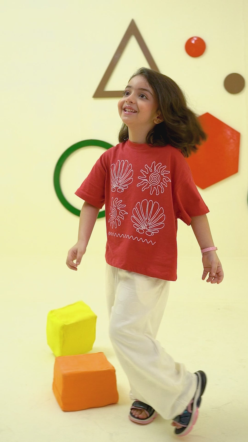 Girls raspberry seashell print oversized tee - GTK0008