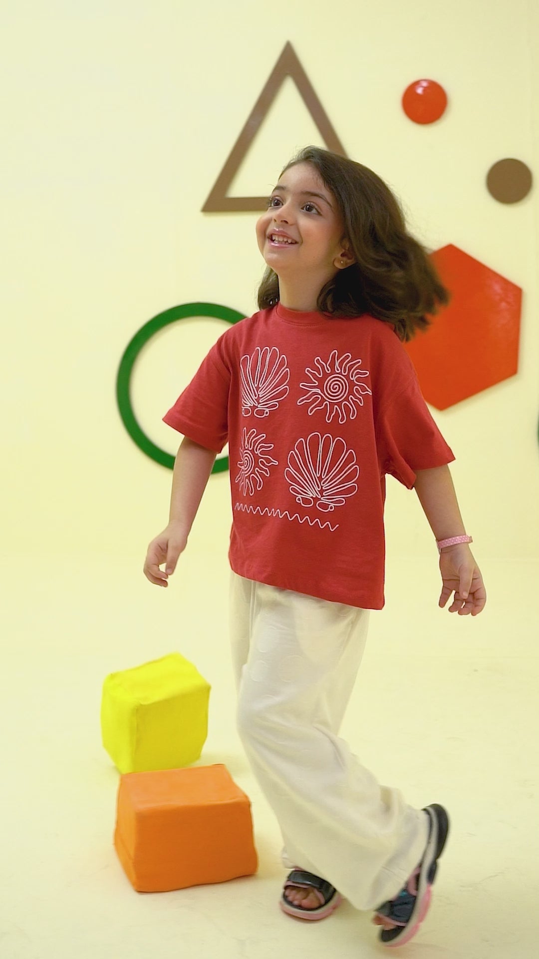 Girls raspberry seashell print oversized tee - GTK0008